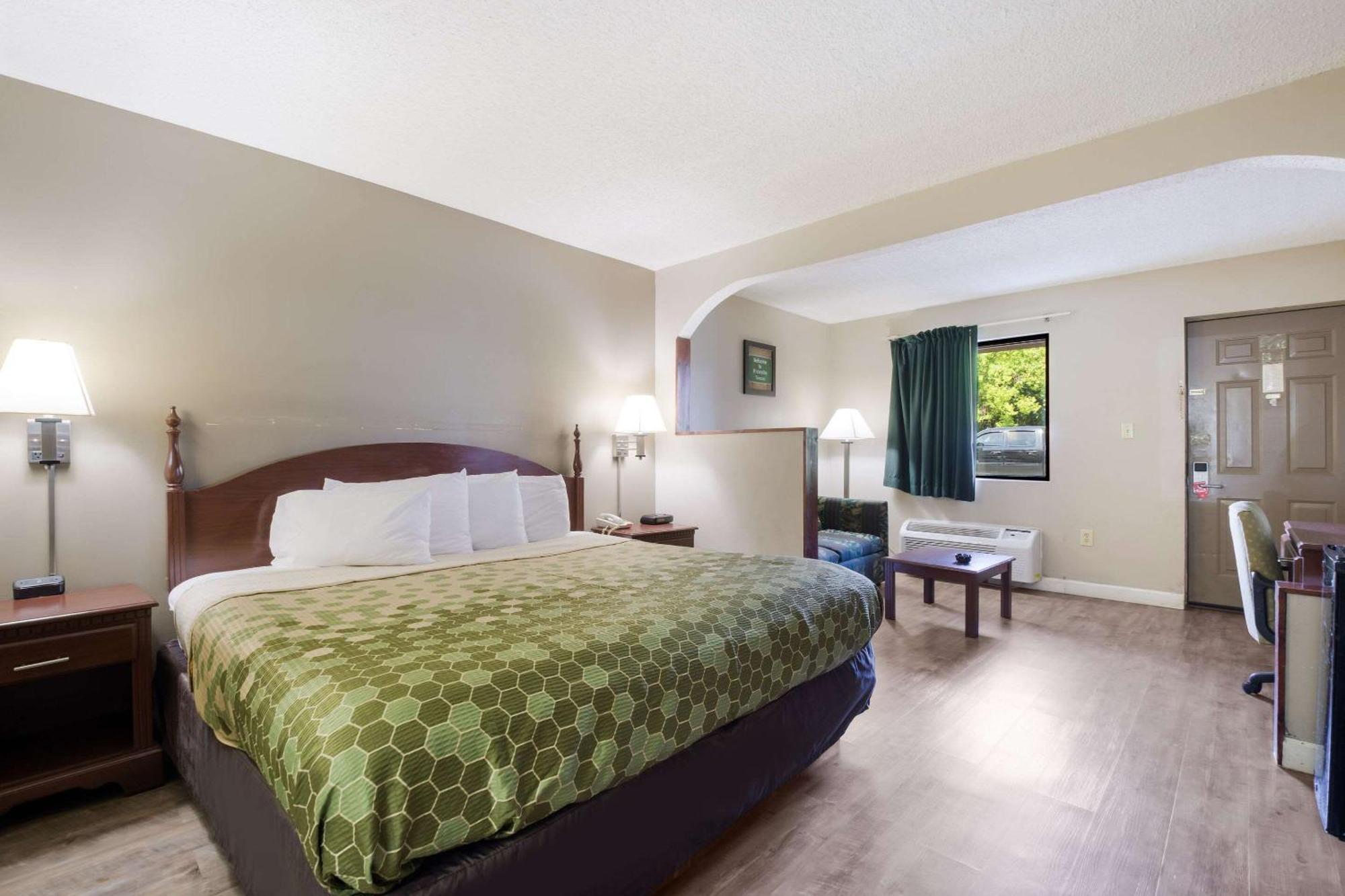 Econo Lodge Inn & Suites East Knoxville Buitenkant foto