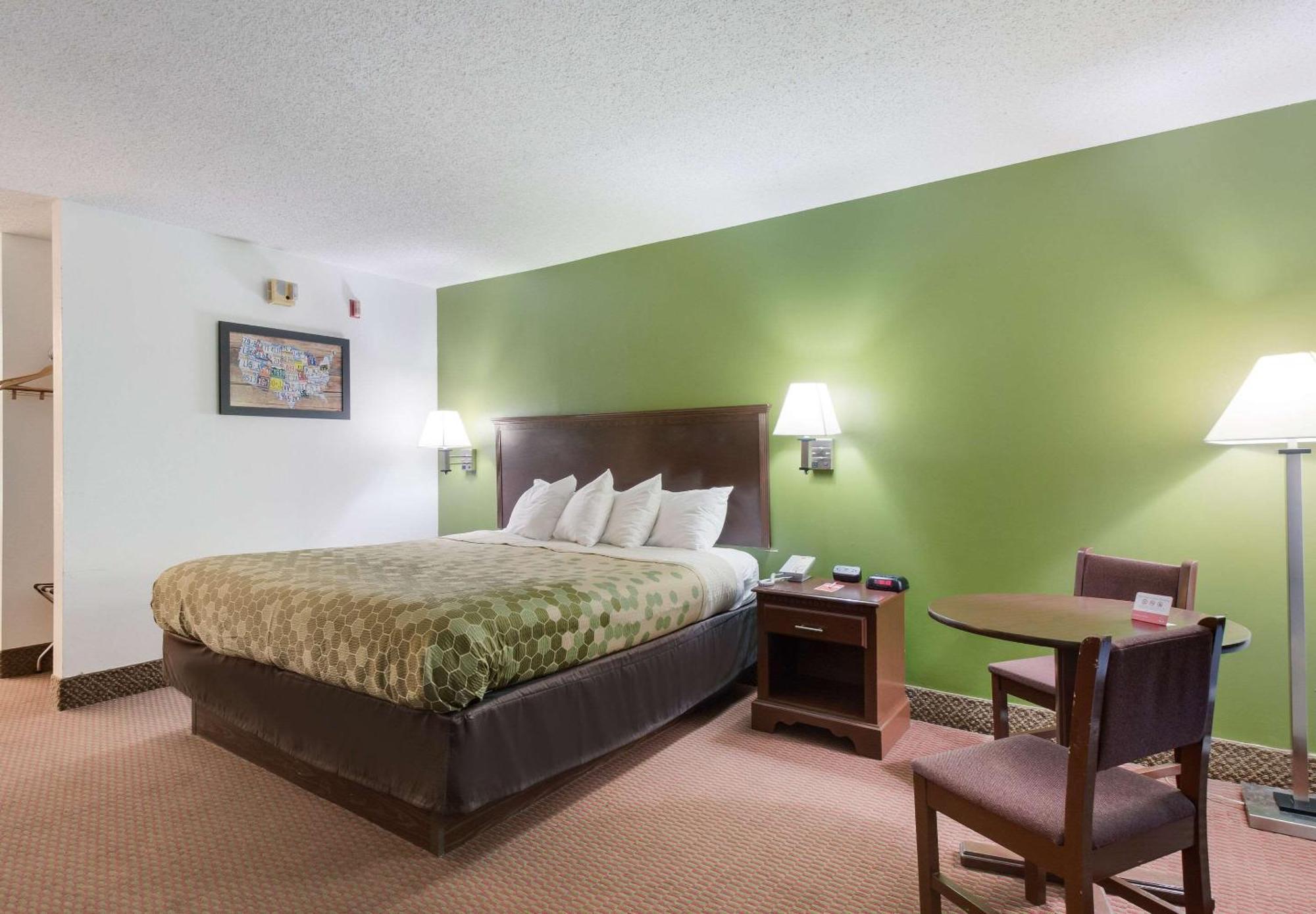 Econo Lodge Inn & Suites East Knoxville Buitenkant foto