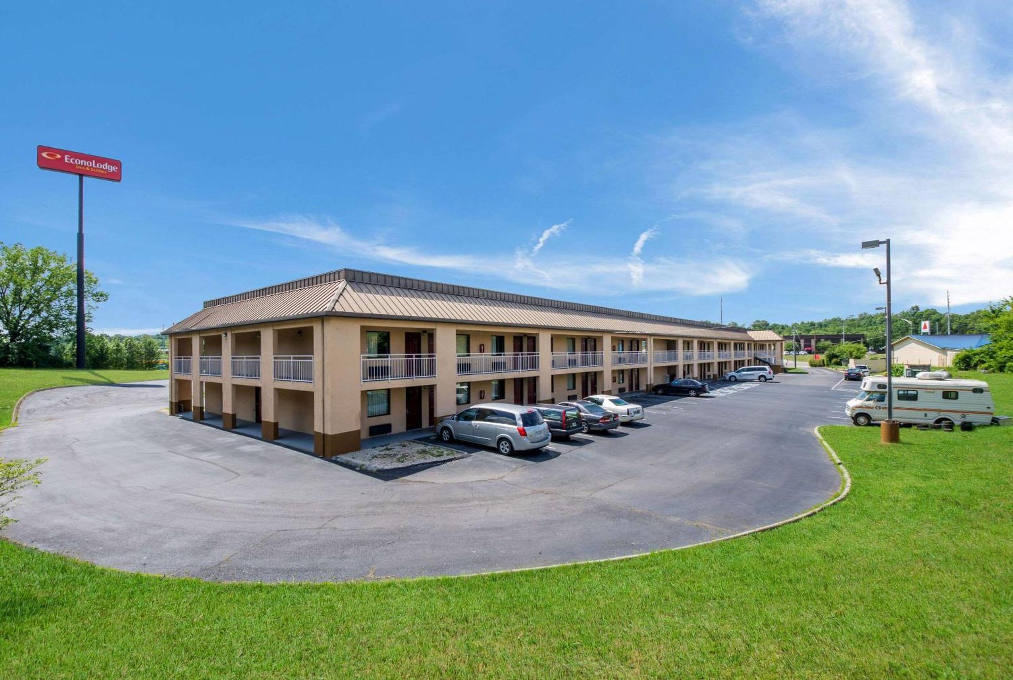 Econo Lodge Inn & Suites East Knoxville Buitenkant foto